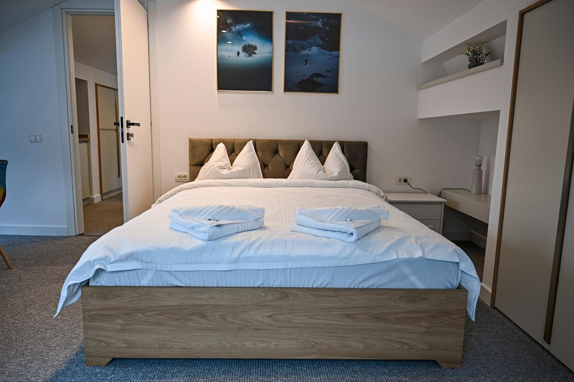 Camere De Inchiriat Igloo プレデアル エクステリア 写真